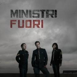 Ministri : Fuori